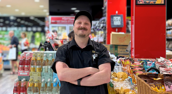 Fruit and vegetable store Burleigh Heads, fresh fruit Burleigh Heads, fresh vegetables Burleigh Heads, produce store Burleigh Heads, grocery store Burleigh Heads, Stockland Burleigh groceries, fresh produce Gold Coast, fruit and vegetables Burleigh Waters, Earth Markets Burleigh.